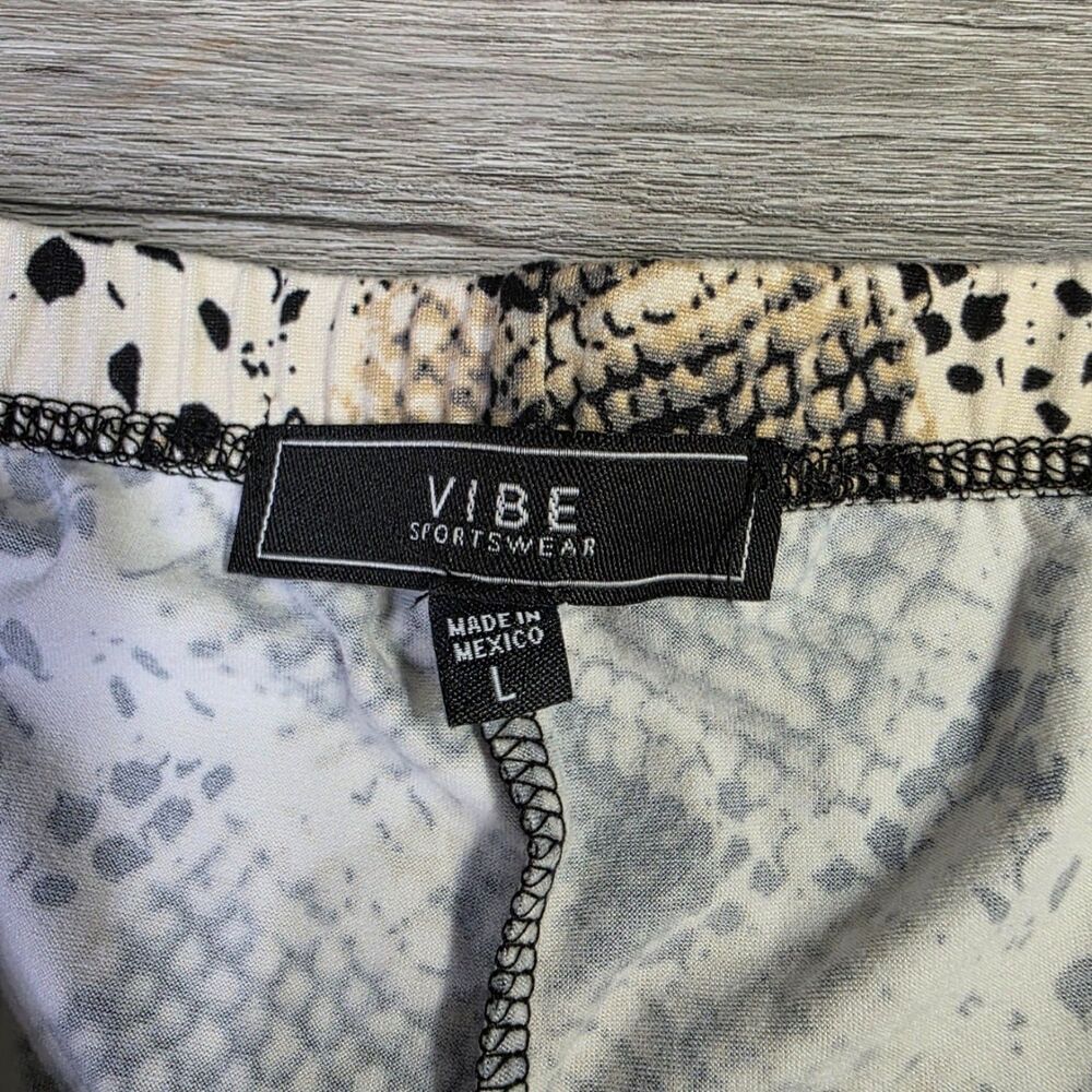 VIBE Snakeskin Print Flare Pants | High Rise Bell Bottoms | Large - Picture 4 of 8